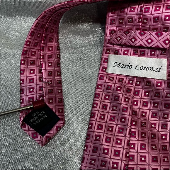 Pink Mario Lorenzi Tie - October Breast Cancer Awareness Month - Picture 4 of 6